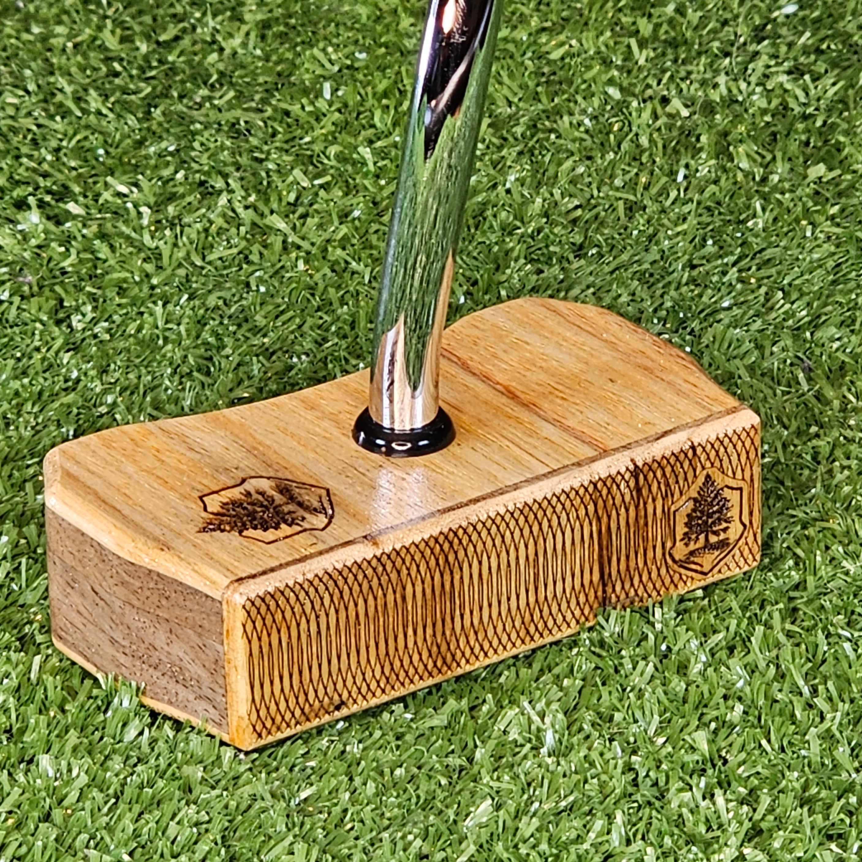 Canarywood and Walnut center shaft Bladewood putter