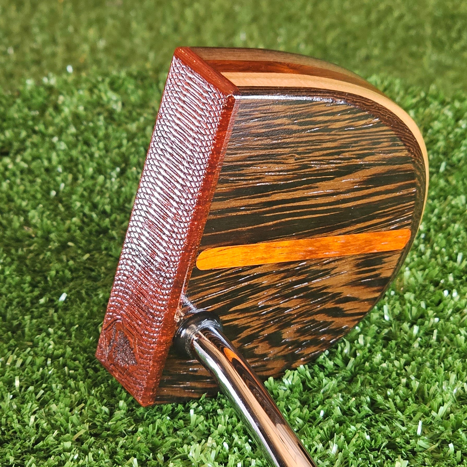 Nightfire wood putter with exotic Wenge and Padauk FATTY style