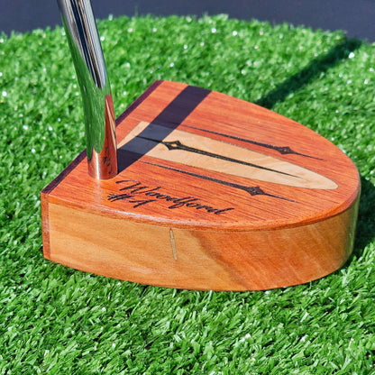 Bloodwood putter with Lacewood inlay