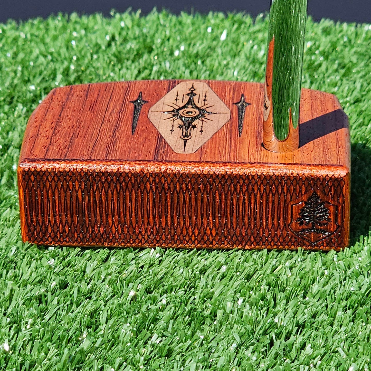 Layered Bloodwood and Red Cedar putter with decorative inlay