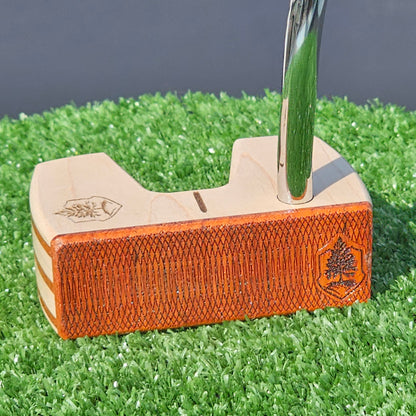 Paduak exotic wood Woodrich Regal with Maple 370 gram putter