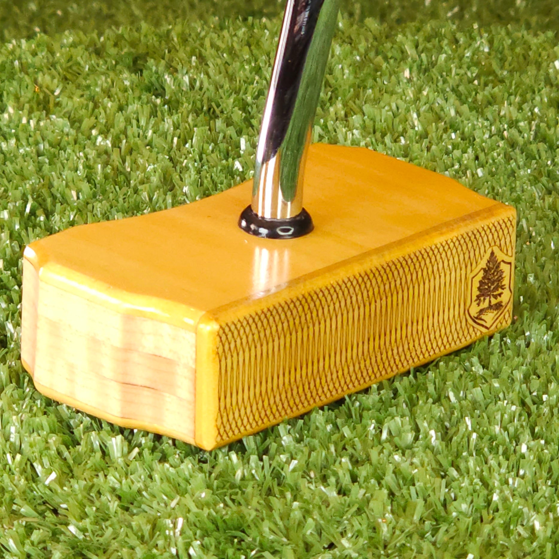 Yellowheart and oak Zero Torque Center Shaft Bladewood putter
