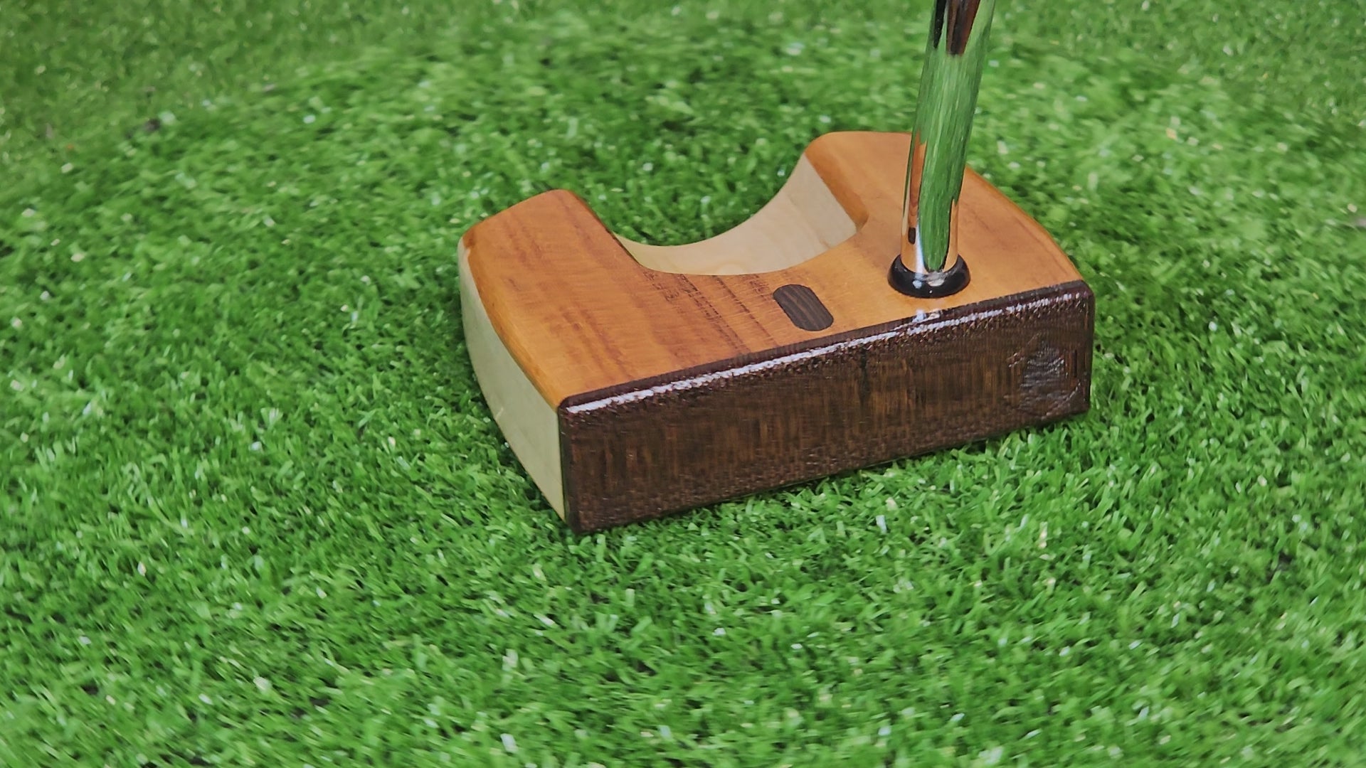 Tigerwood with Oak body and Wenge inlay exotic wood putter