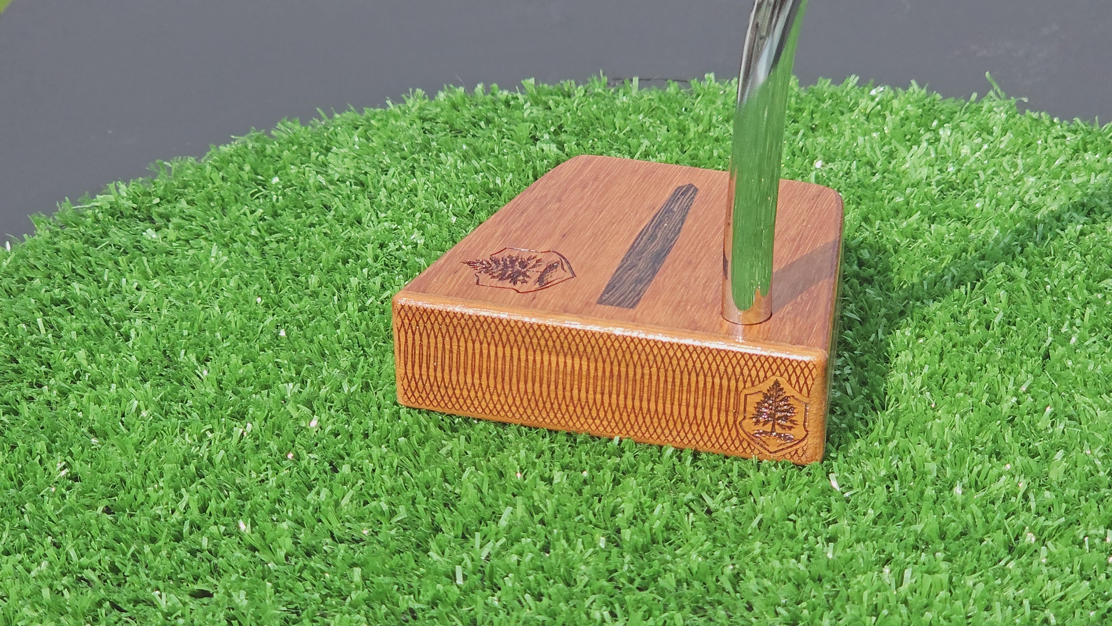 Osage Orange exotic wood golf putter with multilayer body