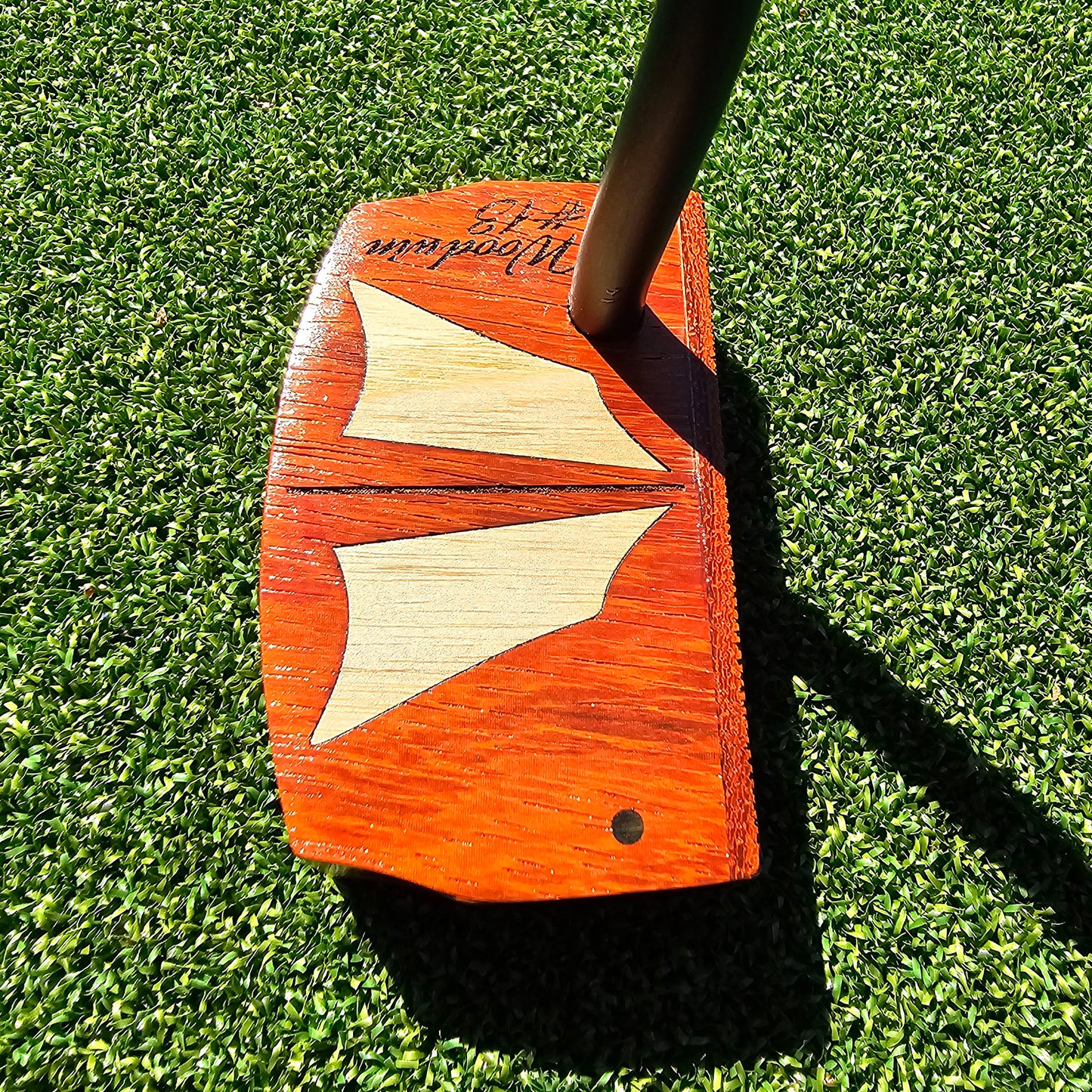 Padauk wood body putter with Maple inlays