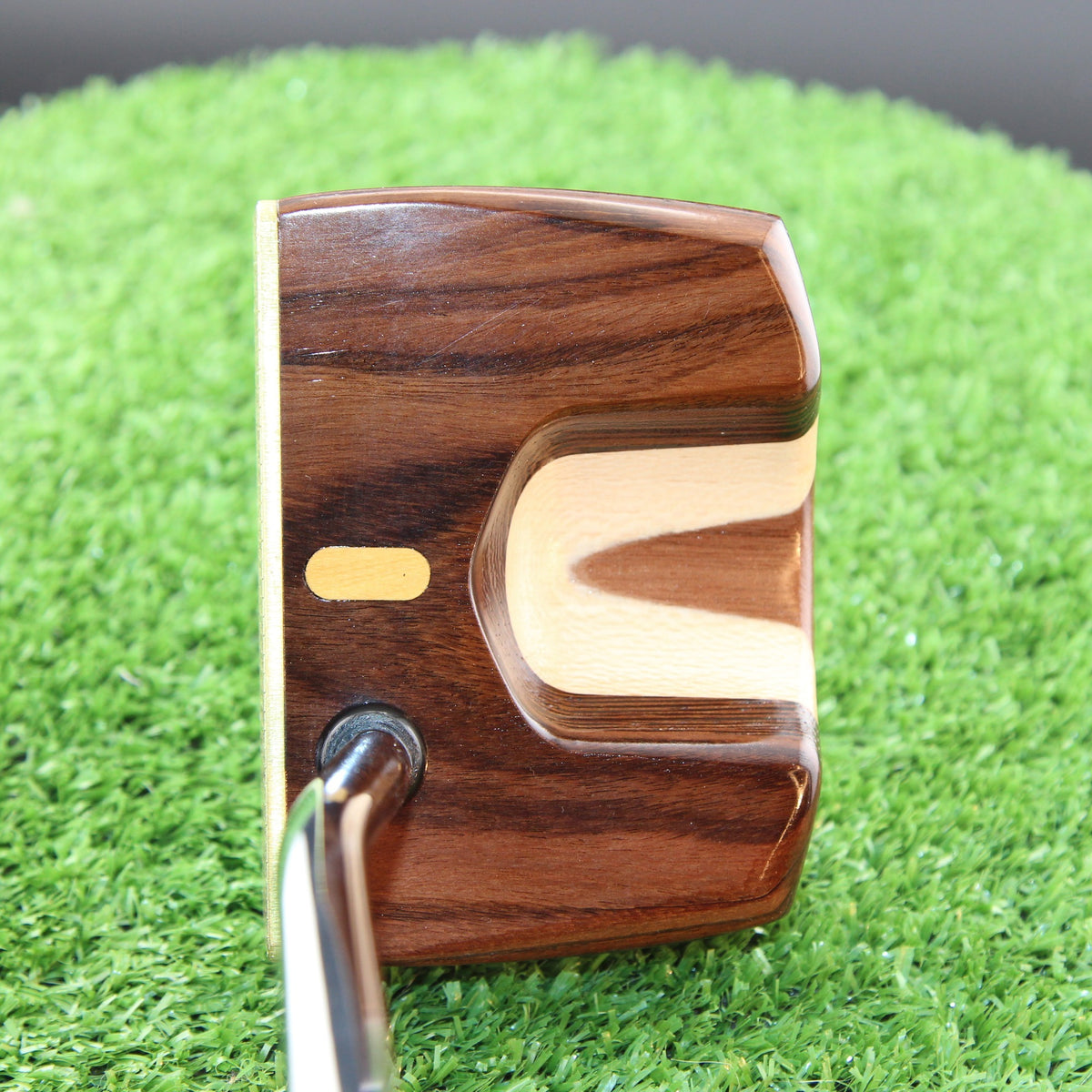 Mocha Putter Rosewood with Bright Brass Face Woodrich Regal Putter