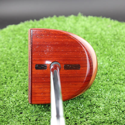 TimberTouch mallet wood putter with Padauk, Zebrawood and Cedar center shaft zero torque – sole with brand engraving