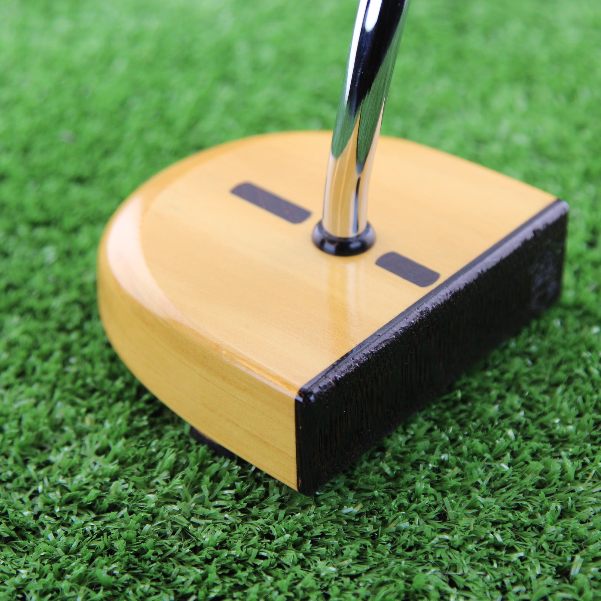 TimberTouch FATTY mallet wood putter with Yellowheart center shaft zero torque – heel view