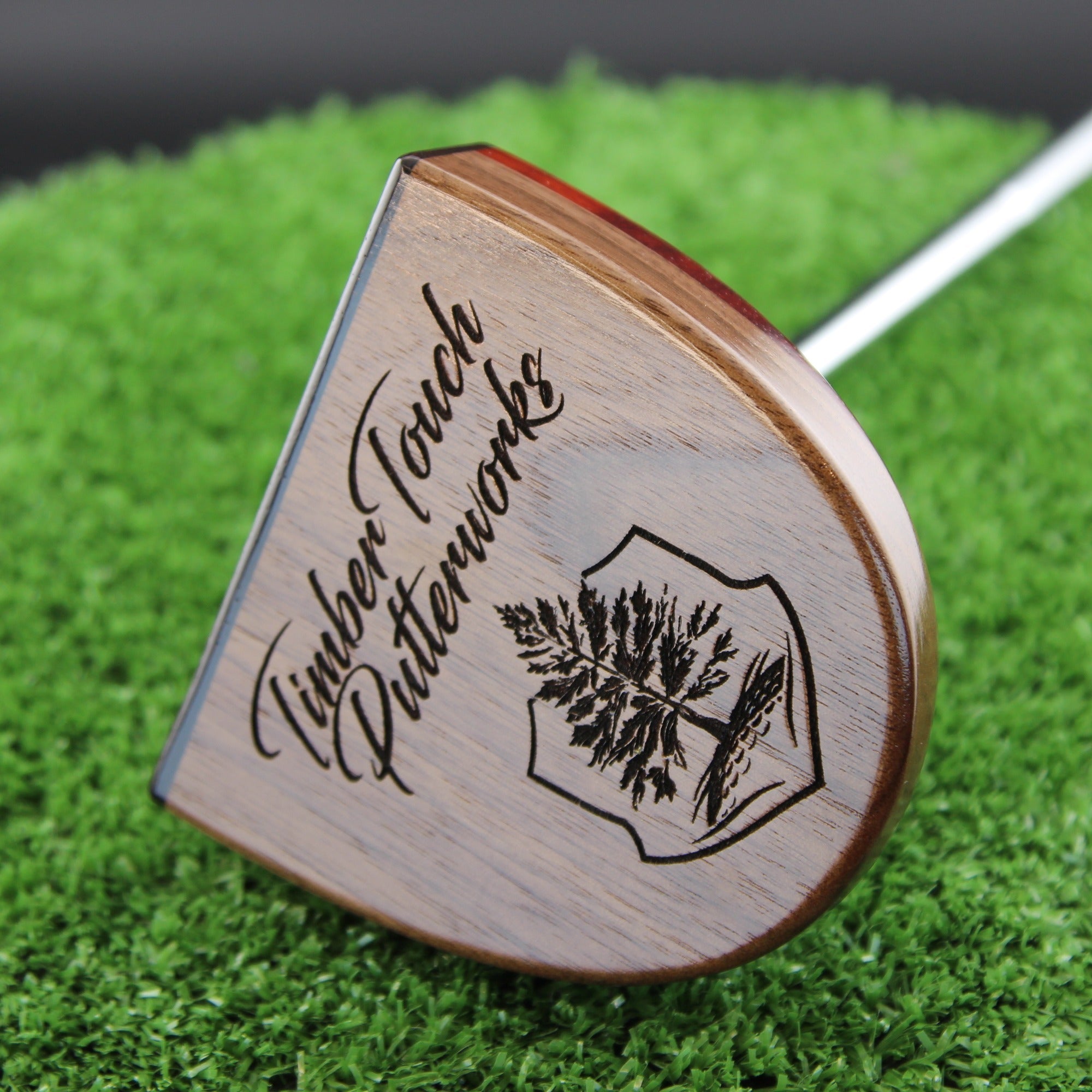 TimberTouch RedHat mallet wood putter with Purpleheart and Padauk center shaft zero torque – sole with brand engraving